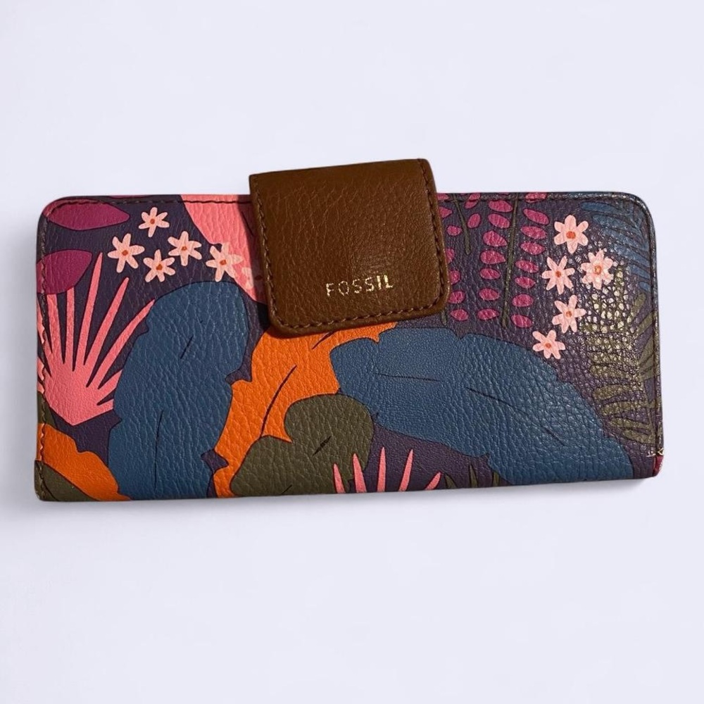 Fossil Women's Floral Wallet in Multicolor
